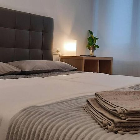 Apartamentos Milan 2 Oviedo Dış mekan fotoğraf