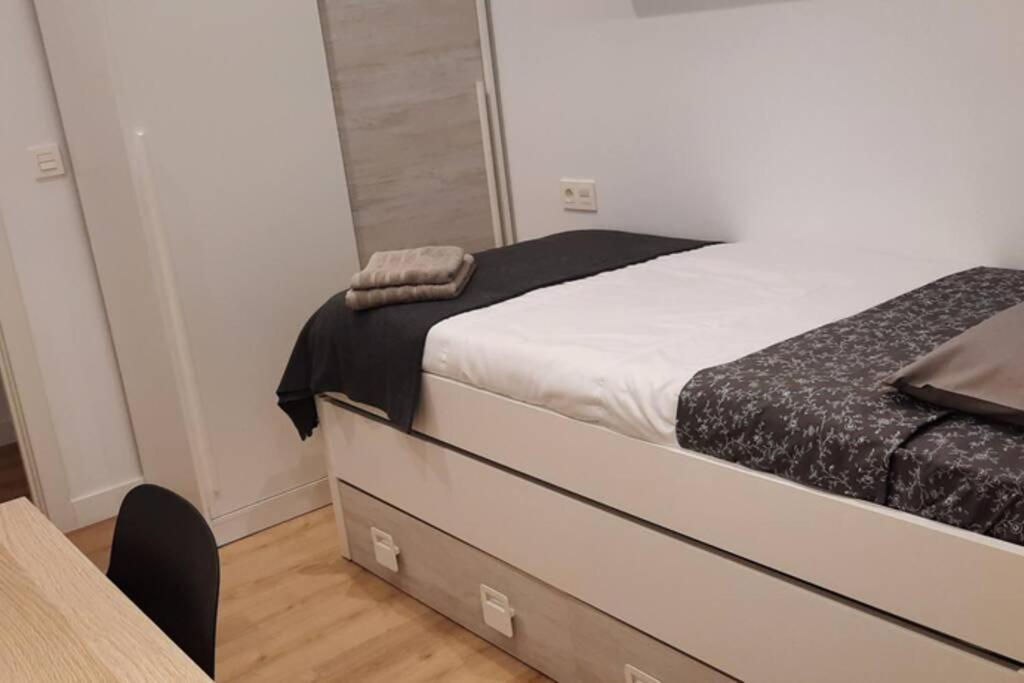Apartamentos Milan 2 Oviedo Dış mekan fotoğraf