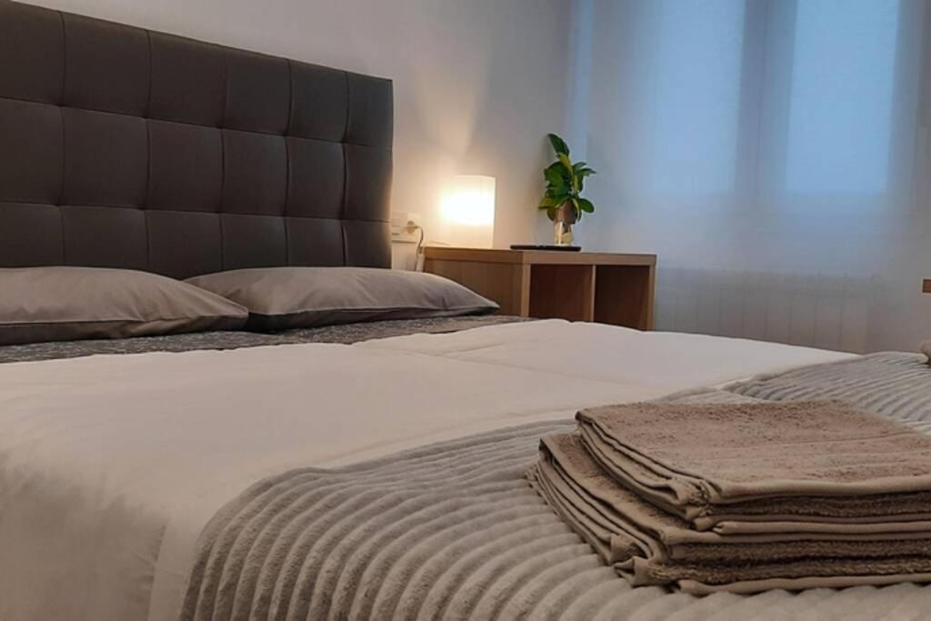 Apartamentos Milan 2 Oviedo Dış mekan fotoğraf