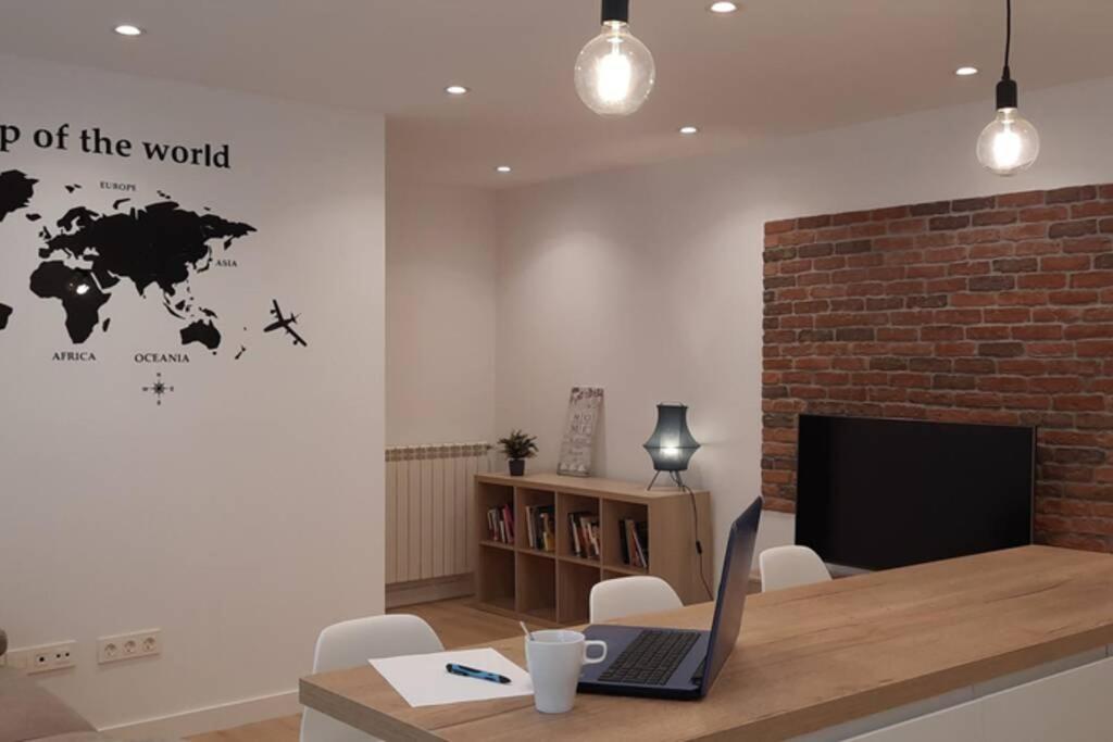 Apartamentos Milan 2 Oviedo Dış mekan fotoğraf