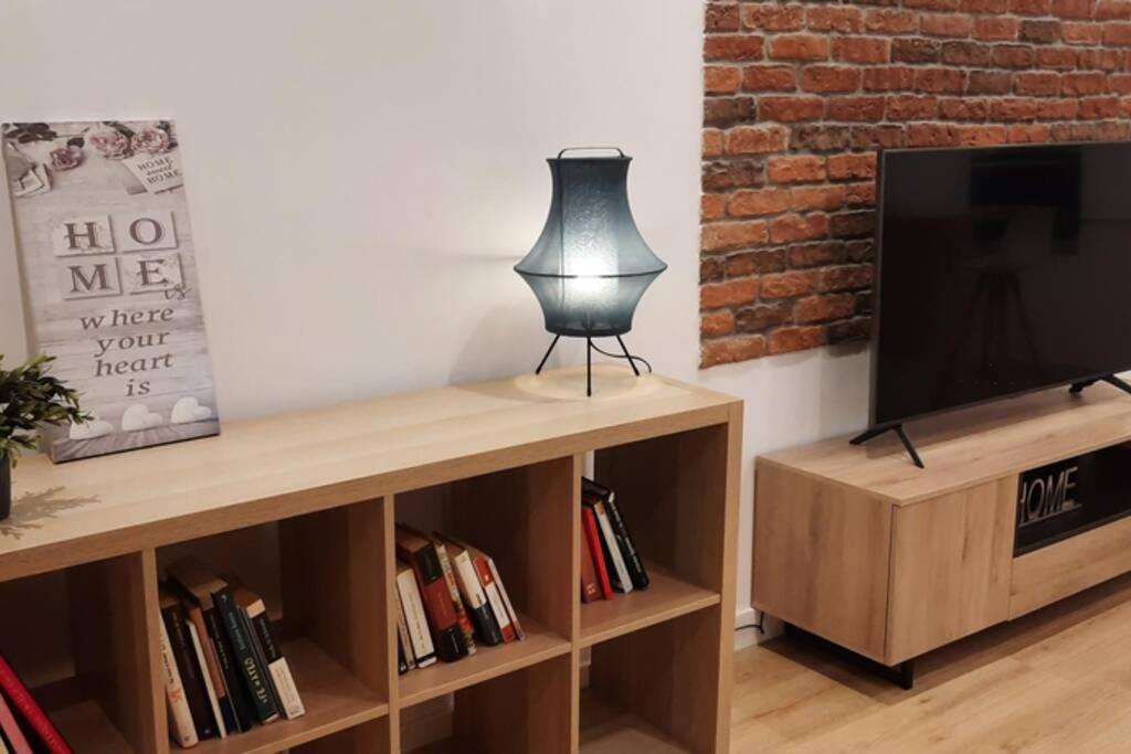 Apartamentos Milan 2 Oviedo Dış mekan fotoğraf